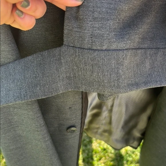 Tahari Classic Gray Double-Breasted Suit - Picture 6 of 15